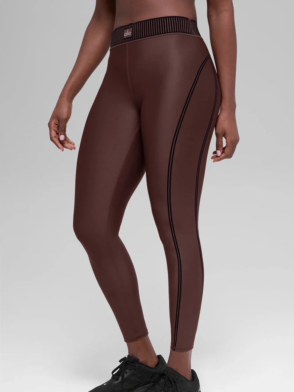 Alo Yoga Airlift High-Waist 7/8 Line Up Legging in brownstone
